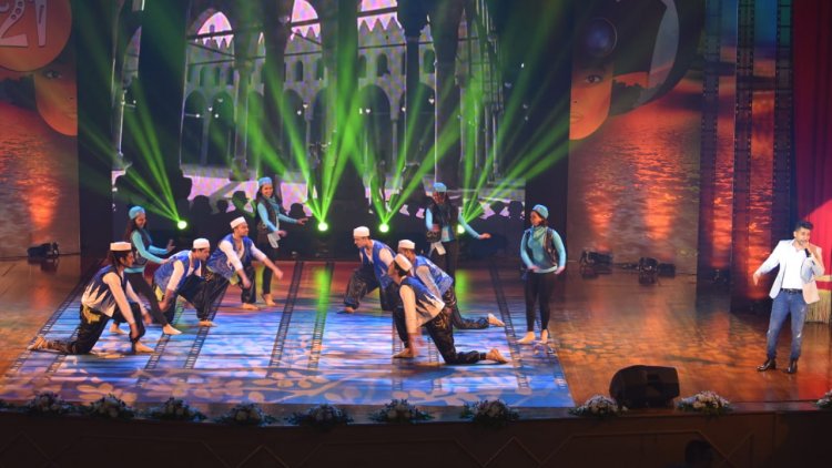 أويما 20 - Uima20 | "صبري" يحكي عن غناء شادية ورقص نجوى في افتتاح الإسماعيلية السينمائي