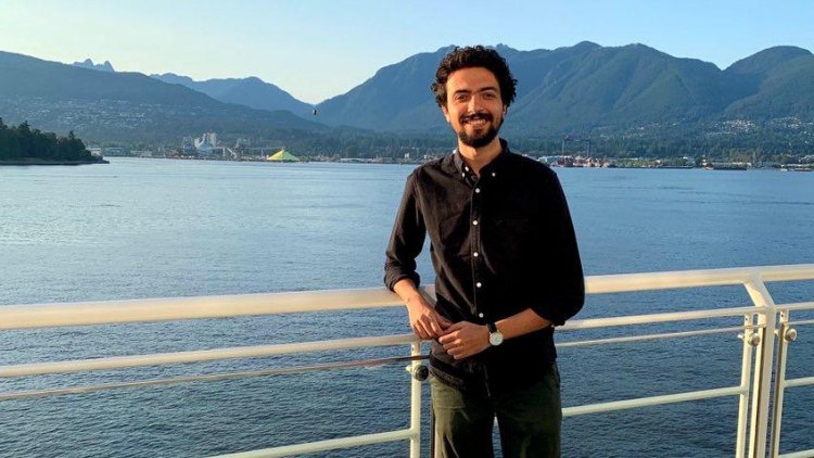 أويما 20 - Uima20 | عاصم خالد أول طالب في منحة "سفراء إنسان" لدراسة الأفلام الوثائقية