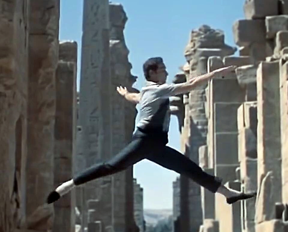أويما 20 - Uima20 | محمود رضا الطائر الذي يرقص بين أعمدة معبد الكرنك