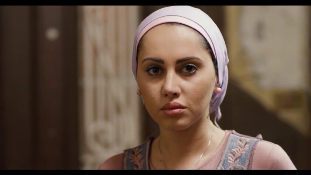 فتاة المصنع