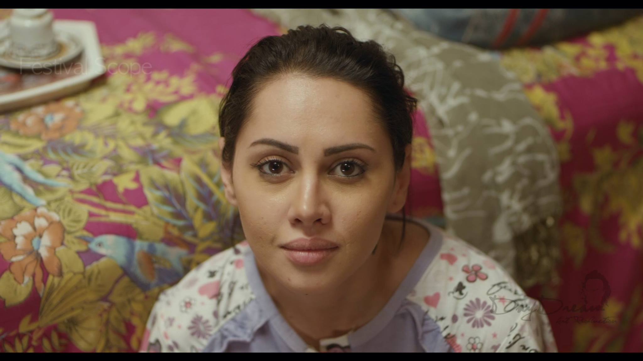 فتاة المصنع